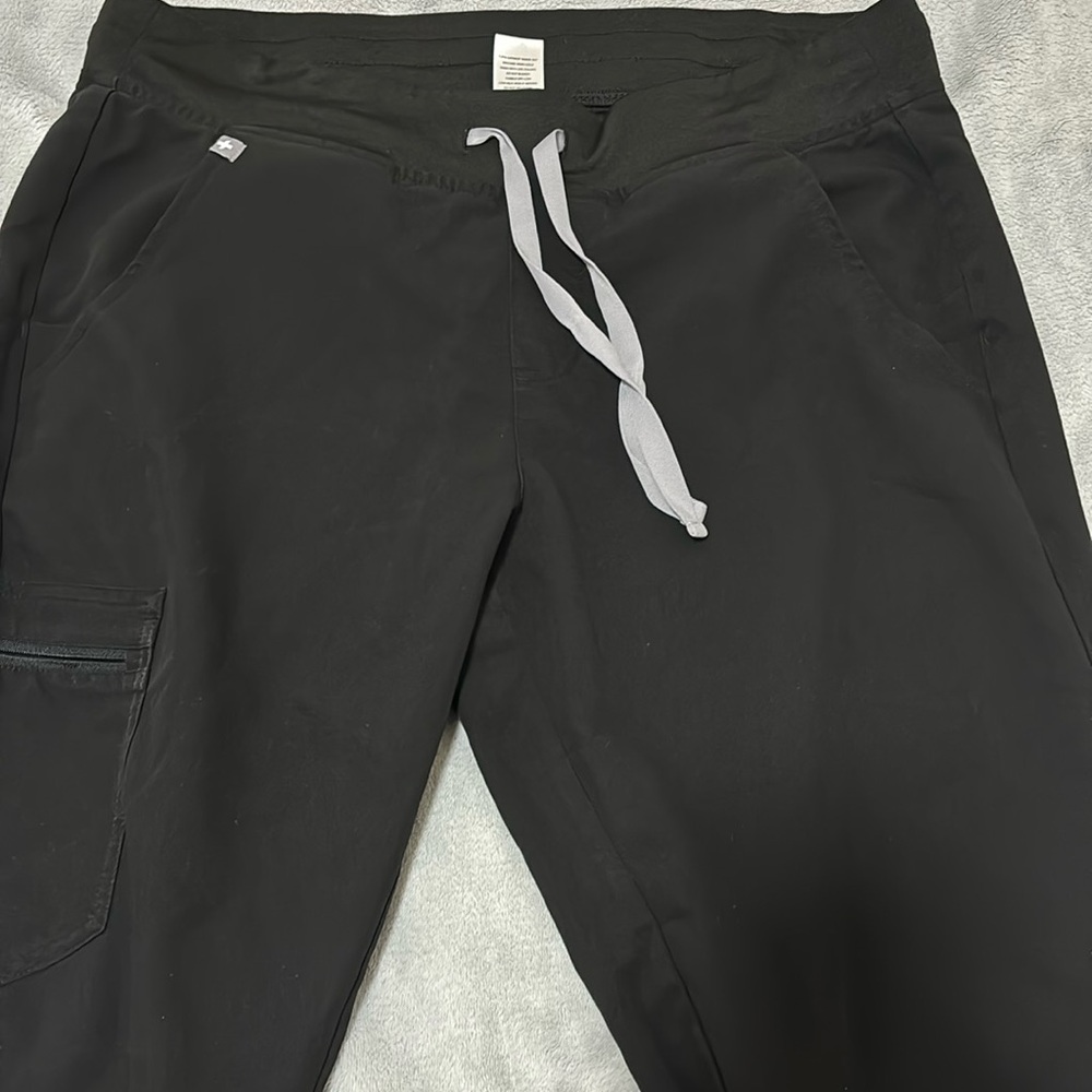 Figs Zamora Black Scrub Joggers